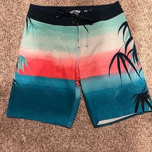 Men’s Billabong Boardshorts size 28
